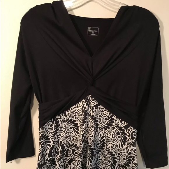 Title Nine Black White Floral Twist Front Dress XS - Picture 3 of 3